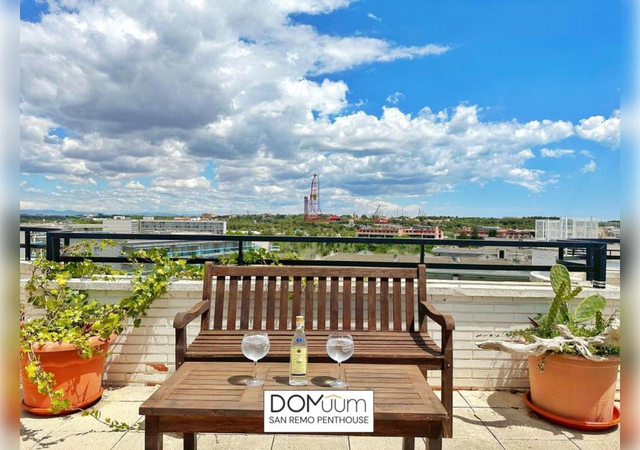 Domuum Holidays - San Remo Penthouse 萨洛 外观 照片