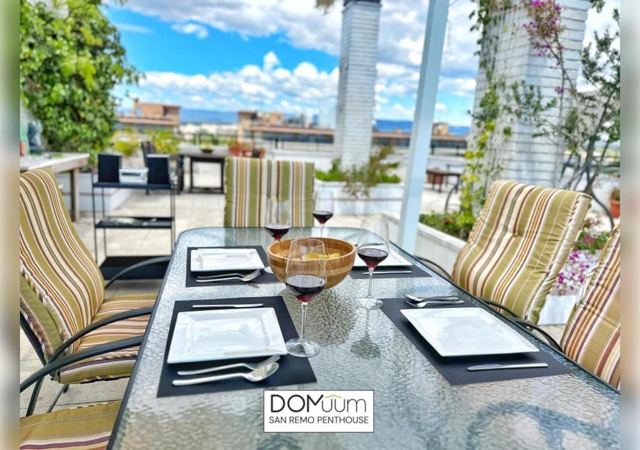 Domuum Holidays - San Remo Penthouse 萨洛 外观 照片