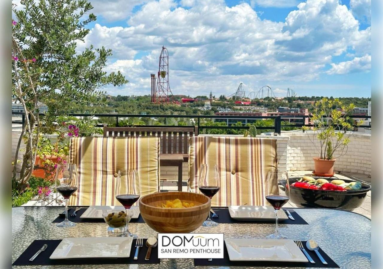 Domuum Holidays - San Remo Penthouse 萨洛 外观 照片