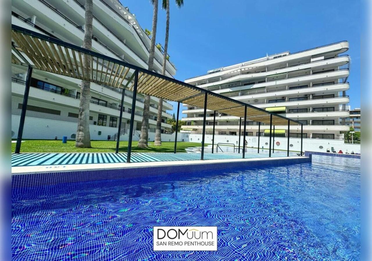 Domuum Holidays - San Remo Penthouse 萨洛 外观 照片
